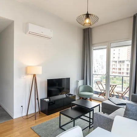 Διαμέρισμα Near Airport Metro 1-bdr Wi-fipoolgym
