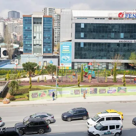 Near Airport Metro 1-bdr Wi-fipoolgym Apartment Istanbul