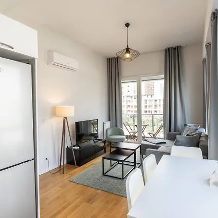 Apartmán Near Airport Metro 1-bdr Wi-fipoolgym